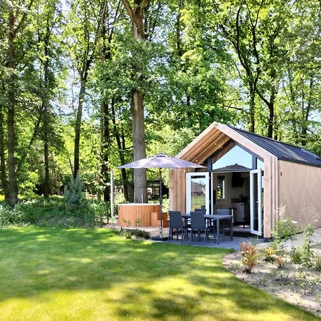 Tiny House 28 بيت للعطل