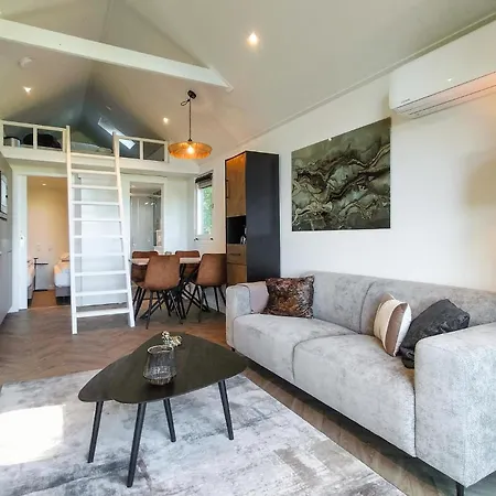 Tiny House 28 بيت للعطل